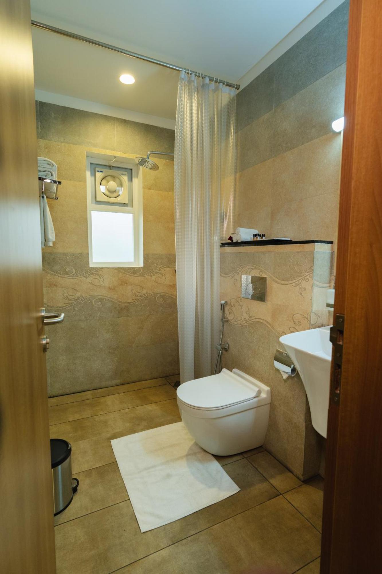 Hotel Grand Alleppey Alappuzha Εξωτερικό φωτογραφία